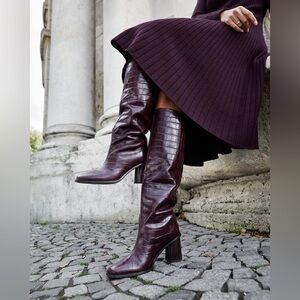 NIB Marc Cain Alligator Print Leather Knee High Article Boot  Size 6 Will Fit 7